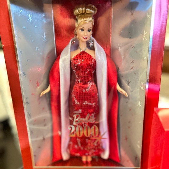 Bonus Full Set of 8 New Year's Collector Edition
2000, 2001, 2002, & 2003 Barbie - Picture 7 of 14